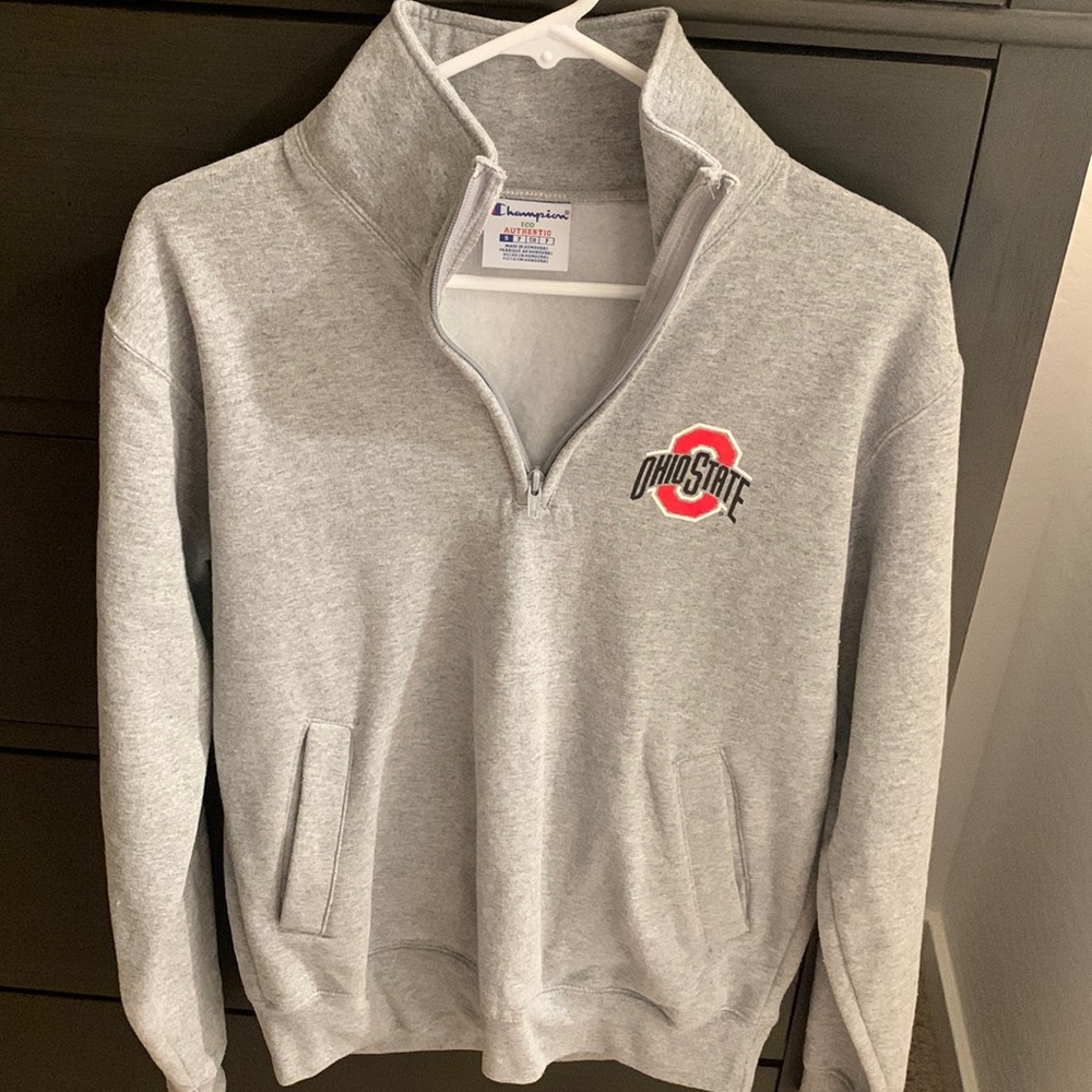 Size S - 3/4 zip